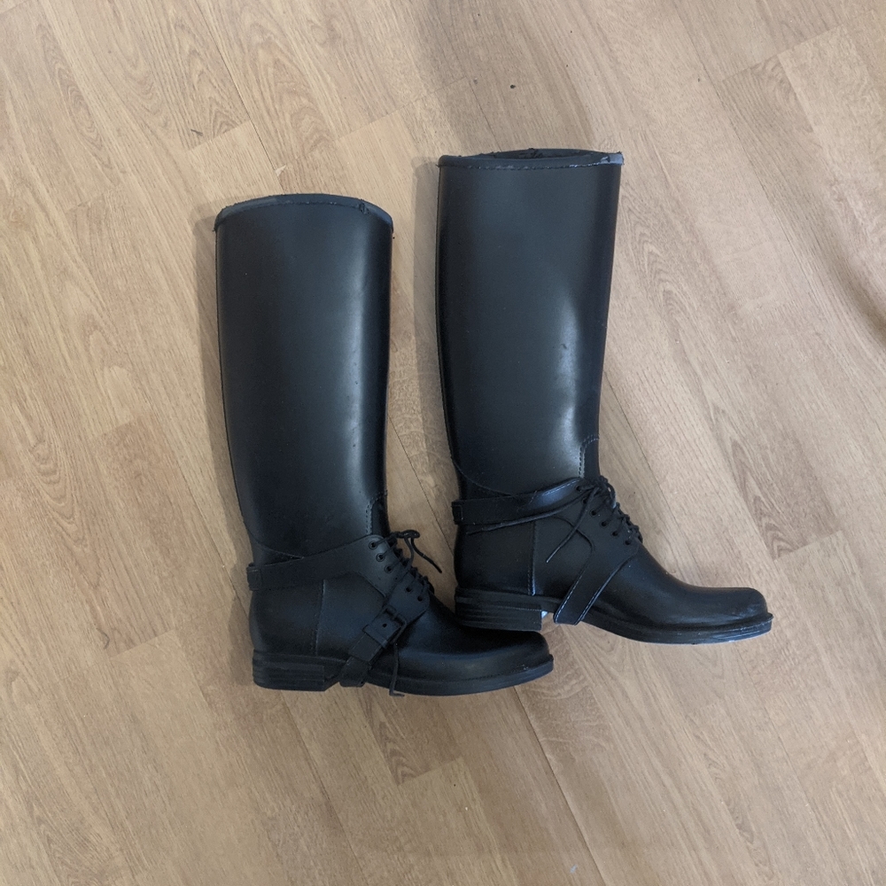 VINTAGE NINE WEST Rain boots!